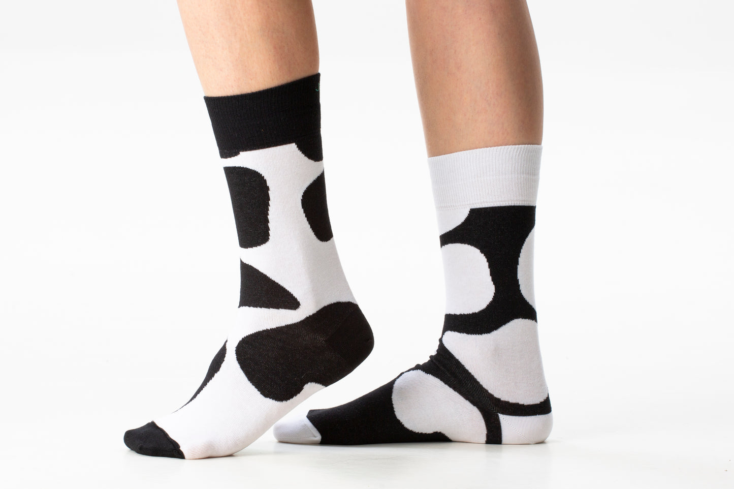 chaussette dépareillée française motif vache